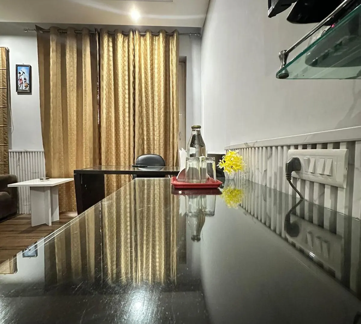 Guest house Vrresidency Hotel Gurgaon