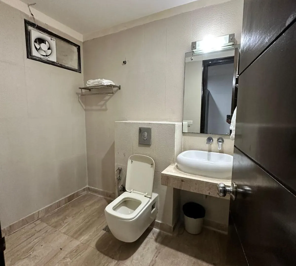 Vrresidency Hotel Gurgaon